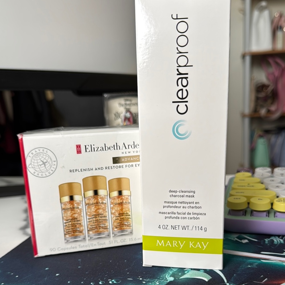 Clearproof Deep-Cleansing  & Charcoal Mask